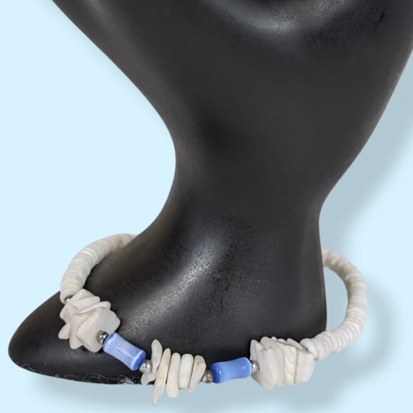 Jewelry - V. White Shell & Blue Chatoyant Glass Beaded Bracelet